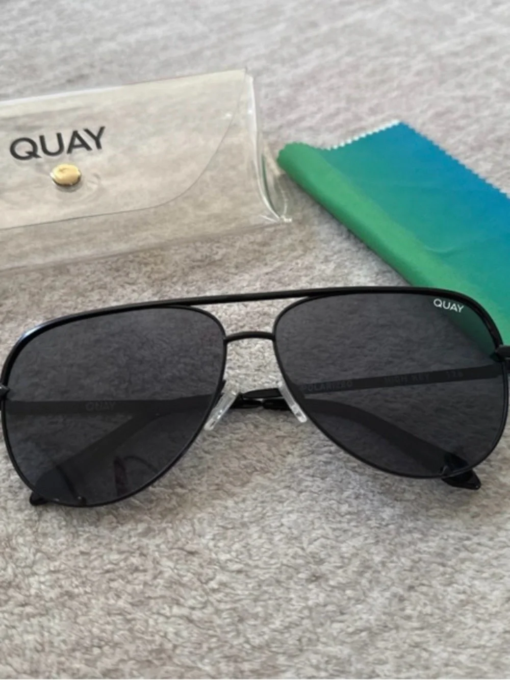 Quay Australia Polorized Highkey Aviator Sunglasses-Black